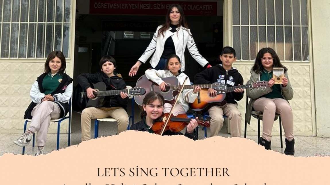 Lets sing together - Etwining projemiz  için öğrencilerimiz enstrümanlarını tanttılar..